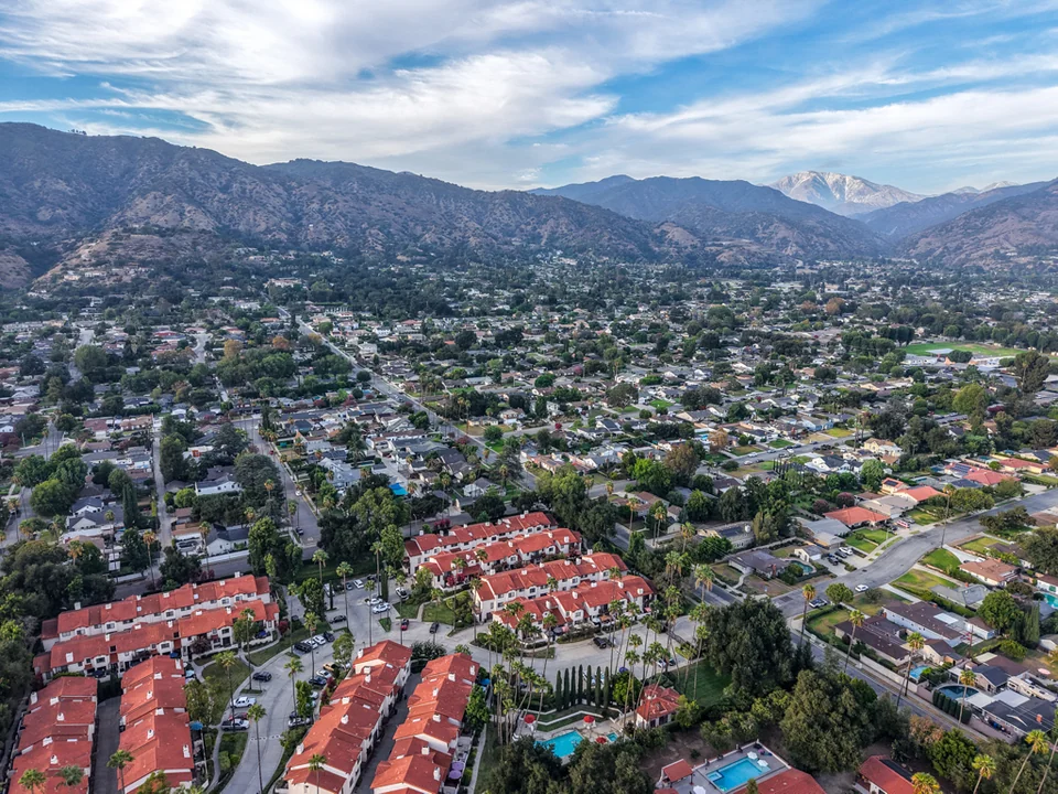 Drone view showing property surroundings