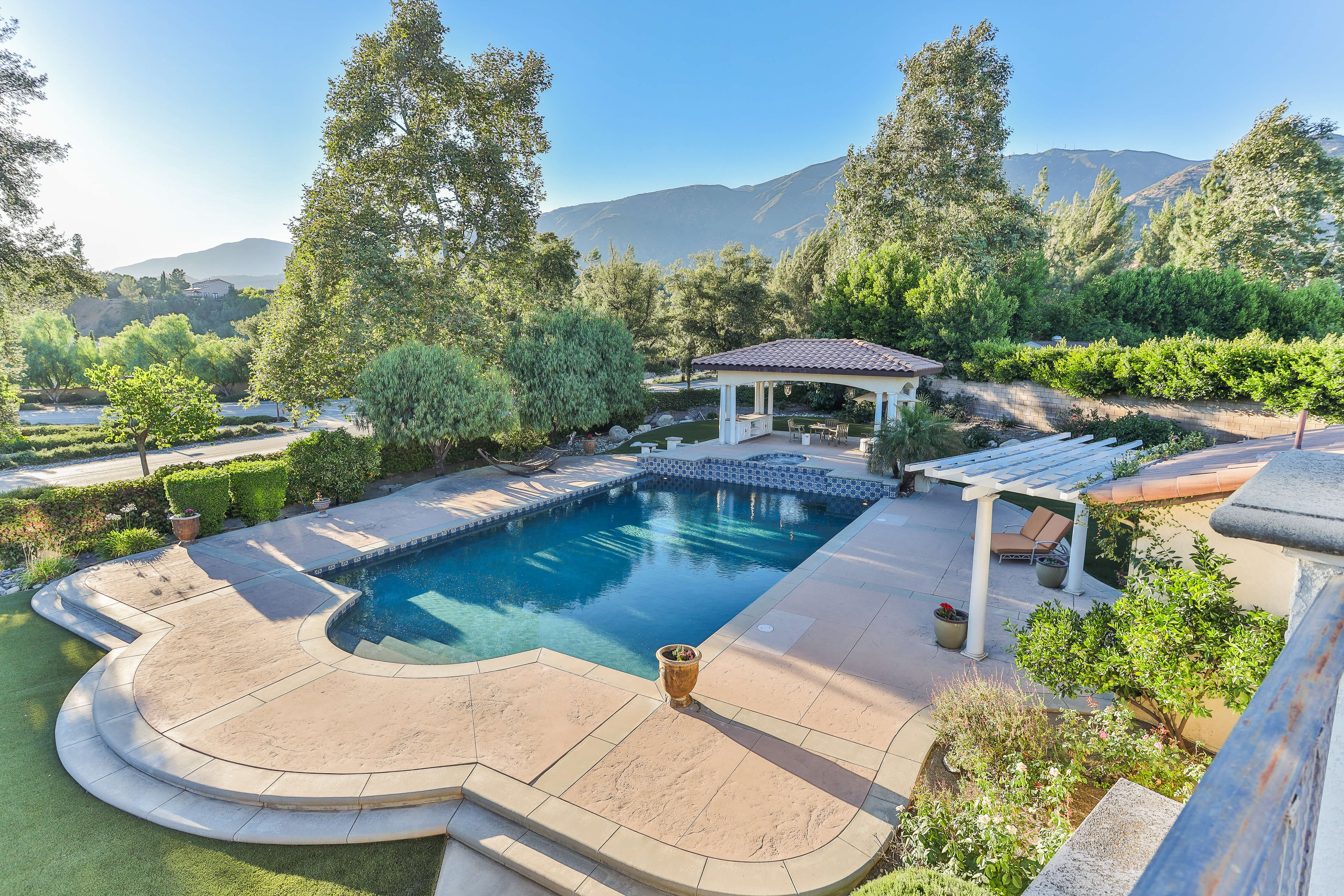Pool and mountain view website gallery image