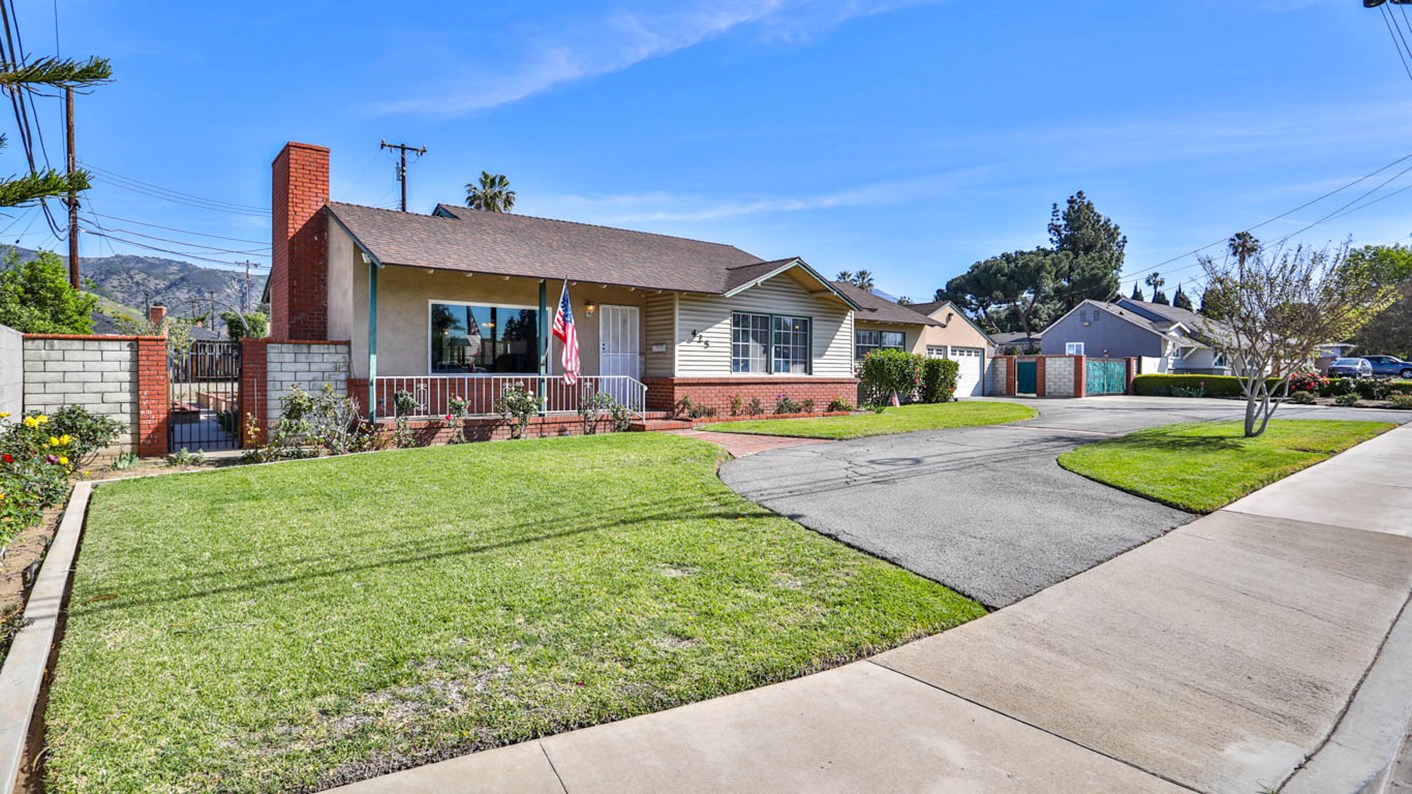 425 East Gladstone Street, San Dimas, CA 91773