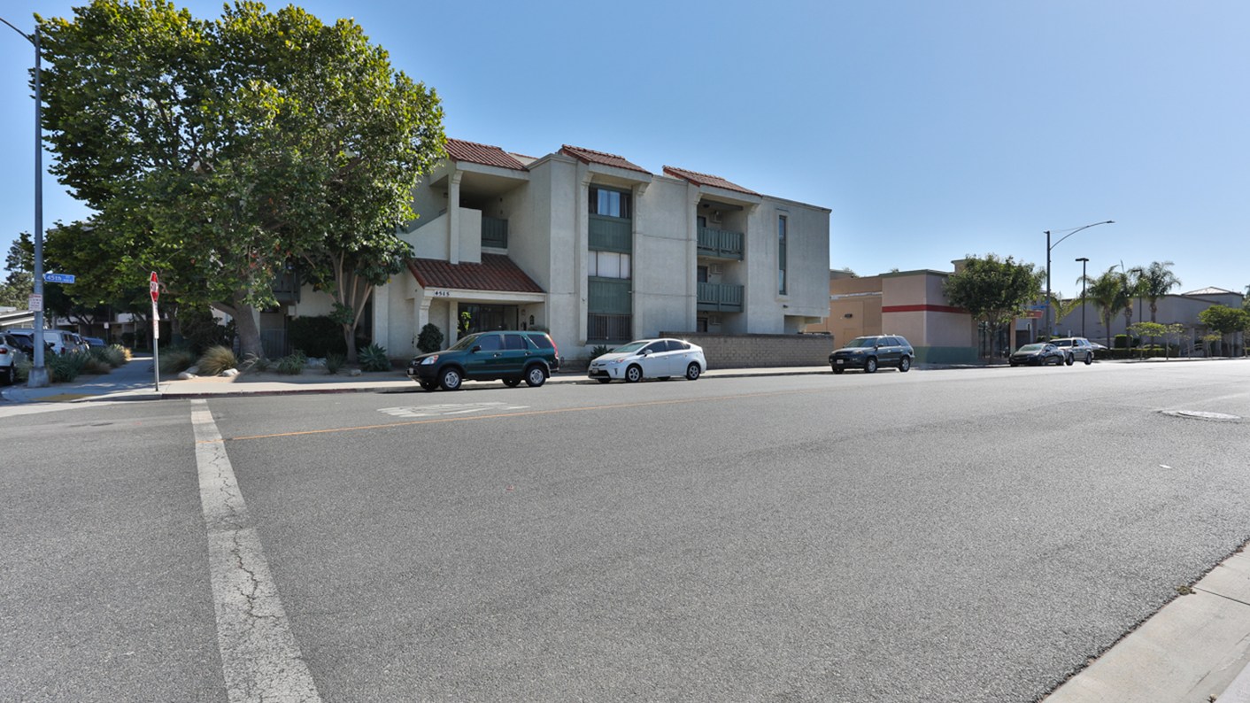 4515 California Avenue Unit 301, Long Beach, CA 90807