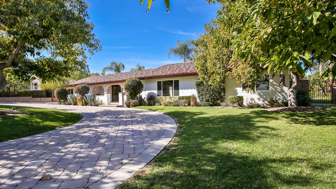 3070 Sonrisa Drive, Corona, CA 92881