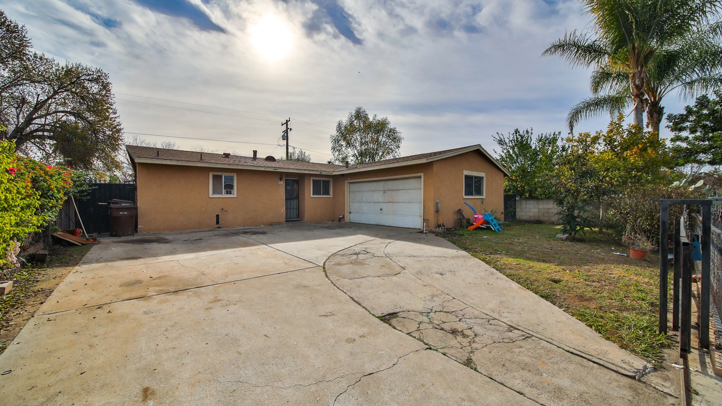 Duff Avenue, La Puente, CA 91744