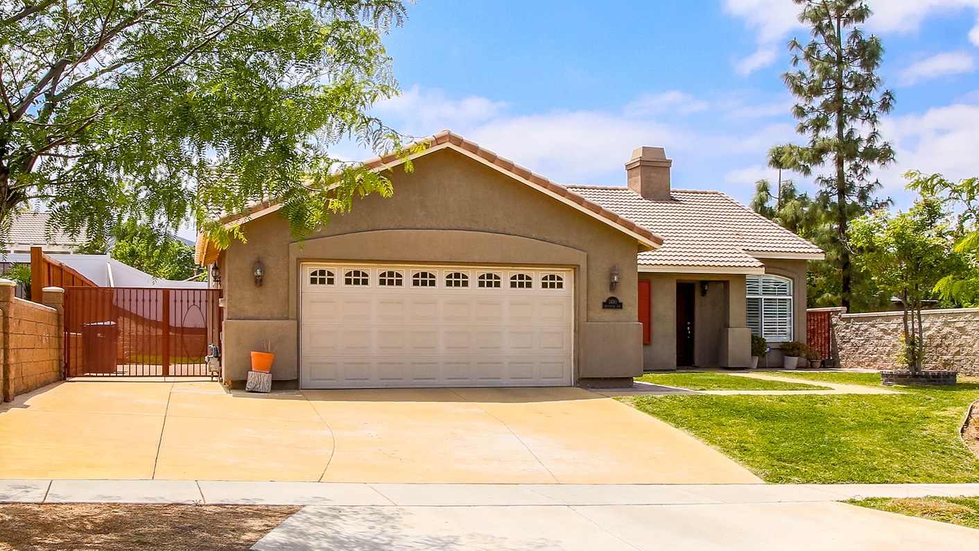 3490 Belvedere Way, Corona, CA 92882