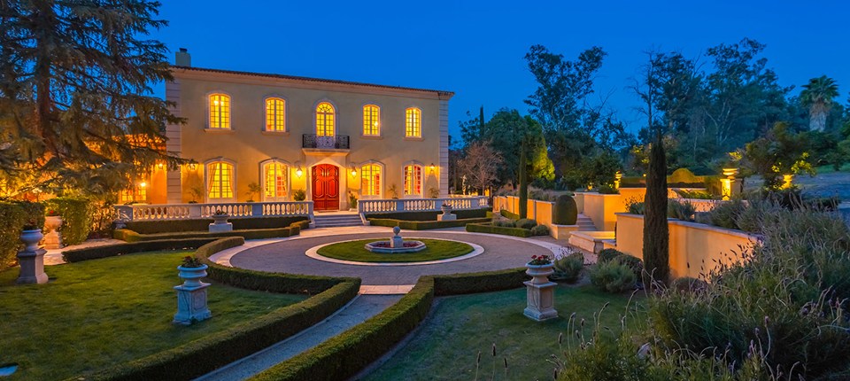 1673 Dwight Street, Redlands, CA 92373