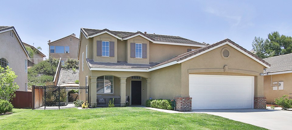 9175 Plum Grass, Corona, CA 92883