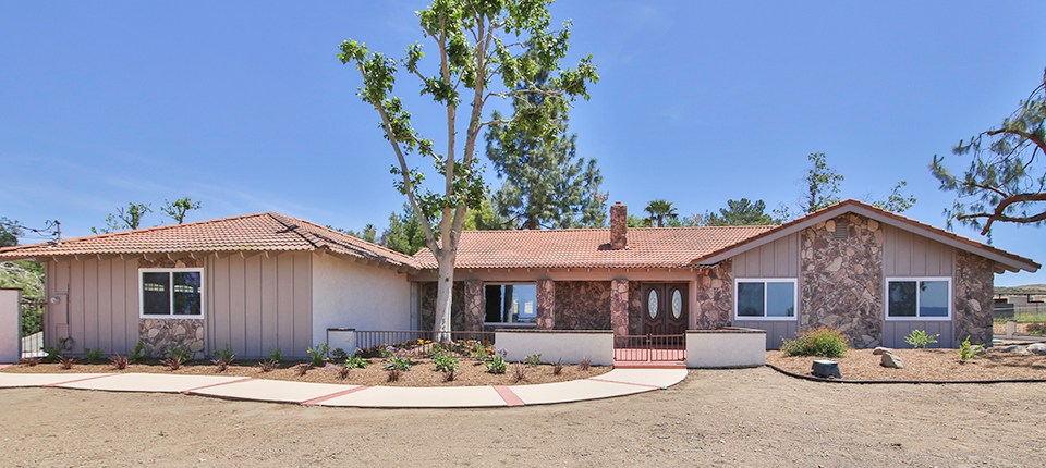 16159 Multiview Drive, Lake Matthews, CA 92570