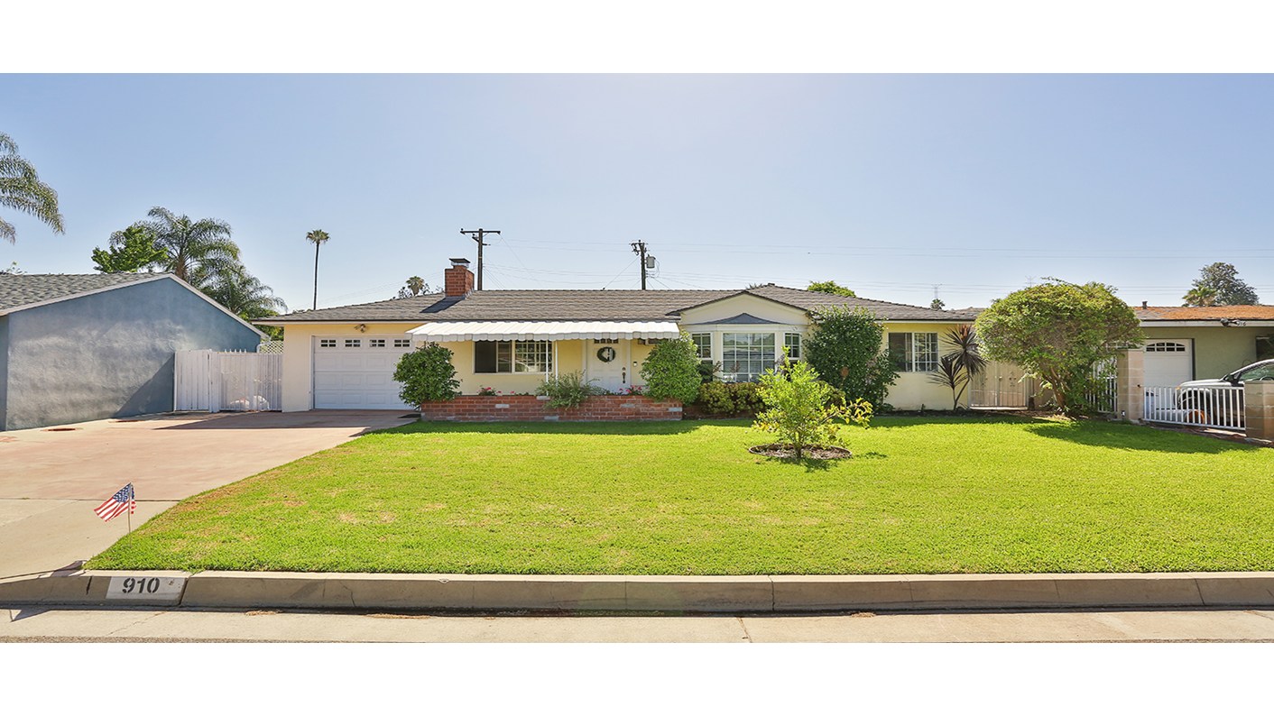 910 South Dodsworth Avenue, Glendora, CA 91740