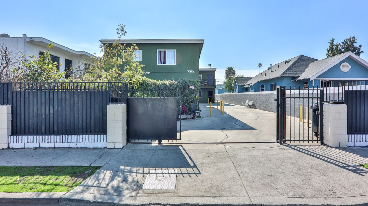 936 West 80th Street, Los Angeles, CA 90044