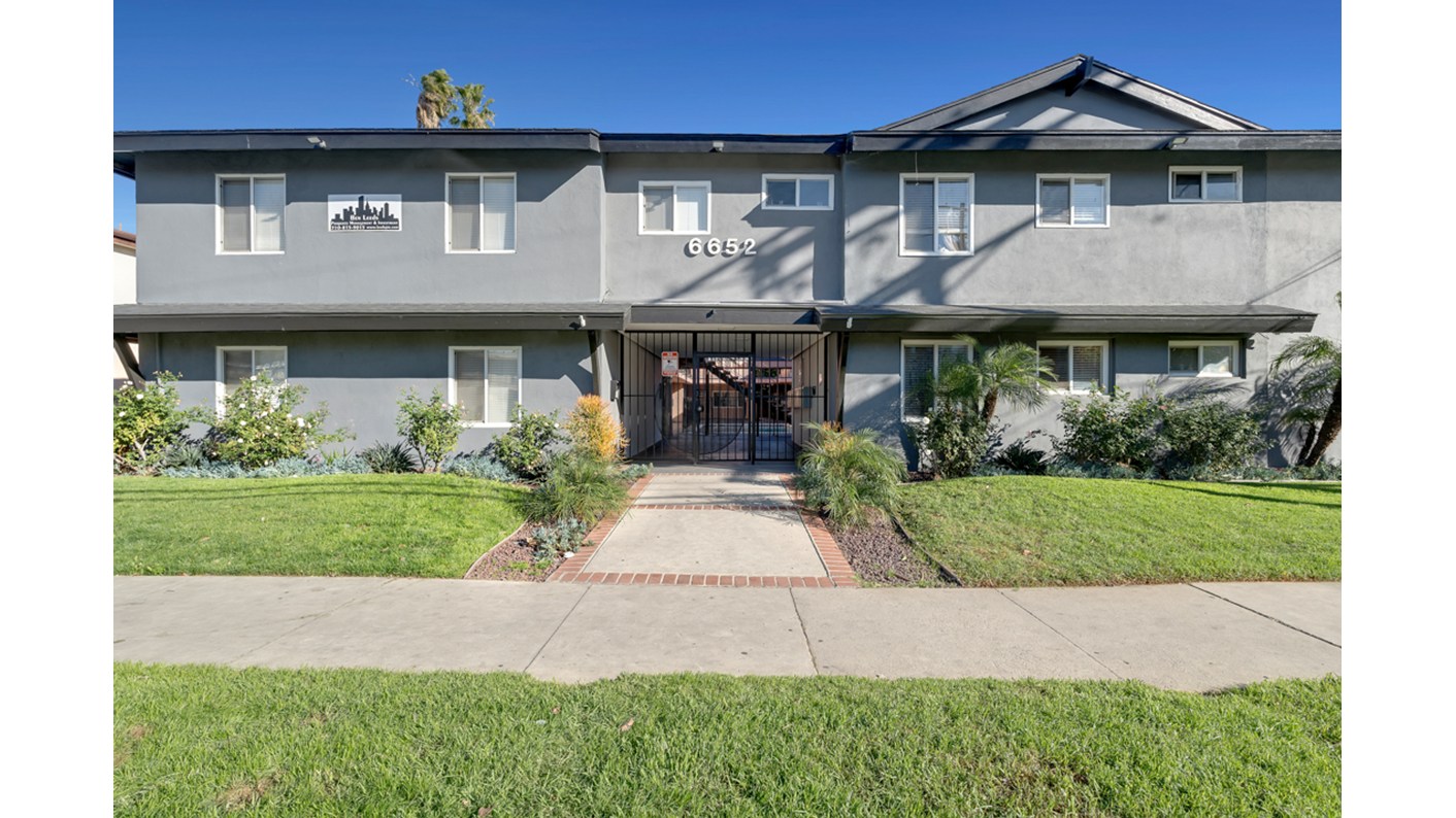 6640 Darby Avenue, Los Angeles, CA 91335