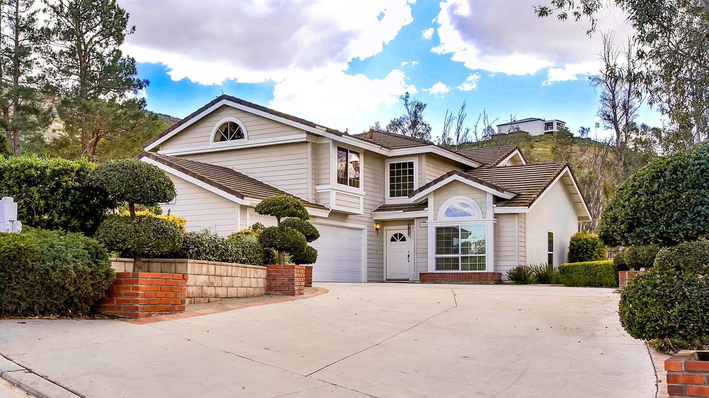 12195 Orangemont Lane, Riverside, CA 92503