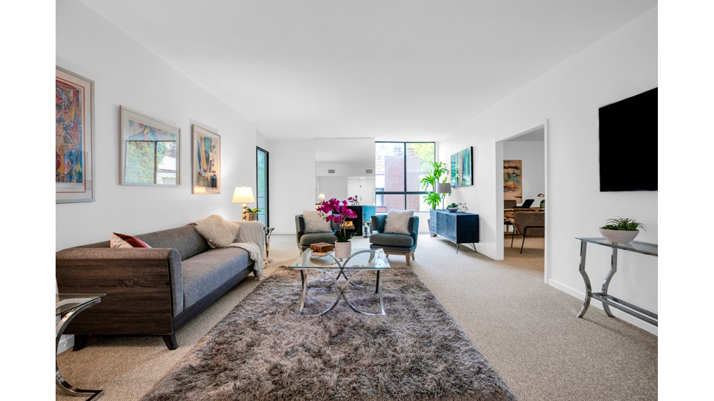 814 South Amherst Avenue #203, Brentwood, CA 90049