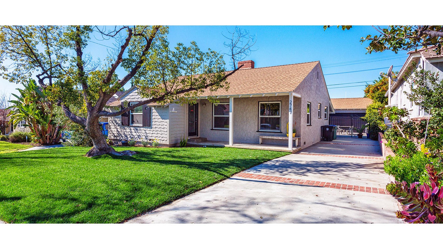 2747 North Lincoln Street, Burbank, CA 91504