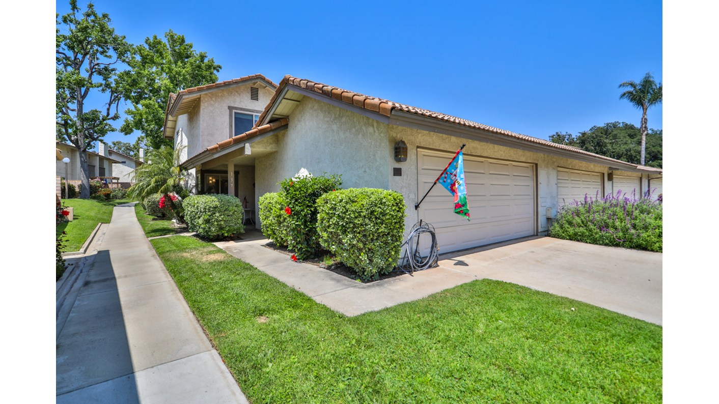 137 Oak Forest Circle, Glendora, CA 91741