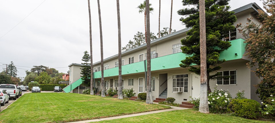 12101 Emelita Street, Los Angeles, CA 91607