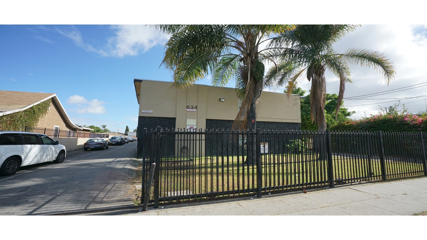 634 West 92nd Street, Los Angeles, CA 90044