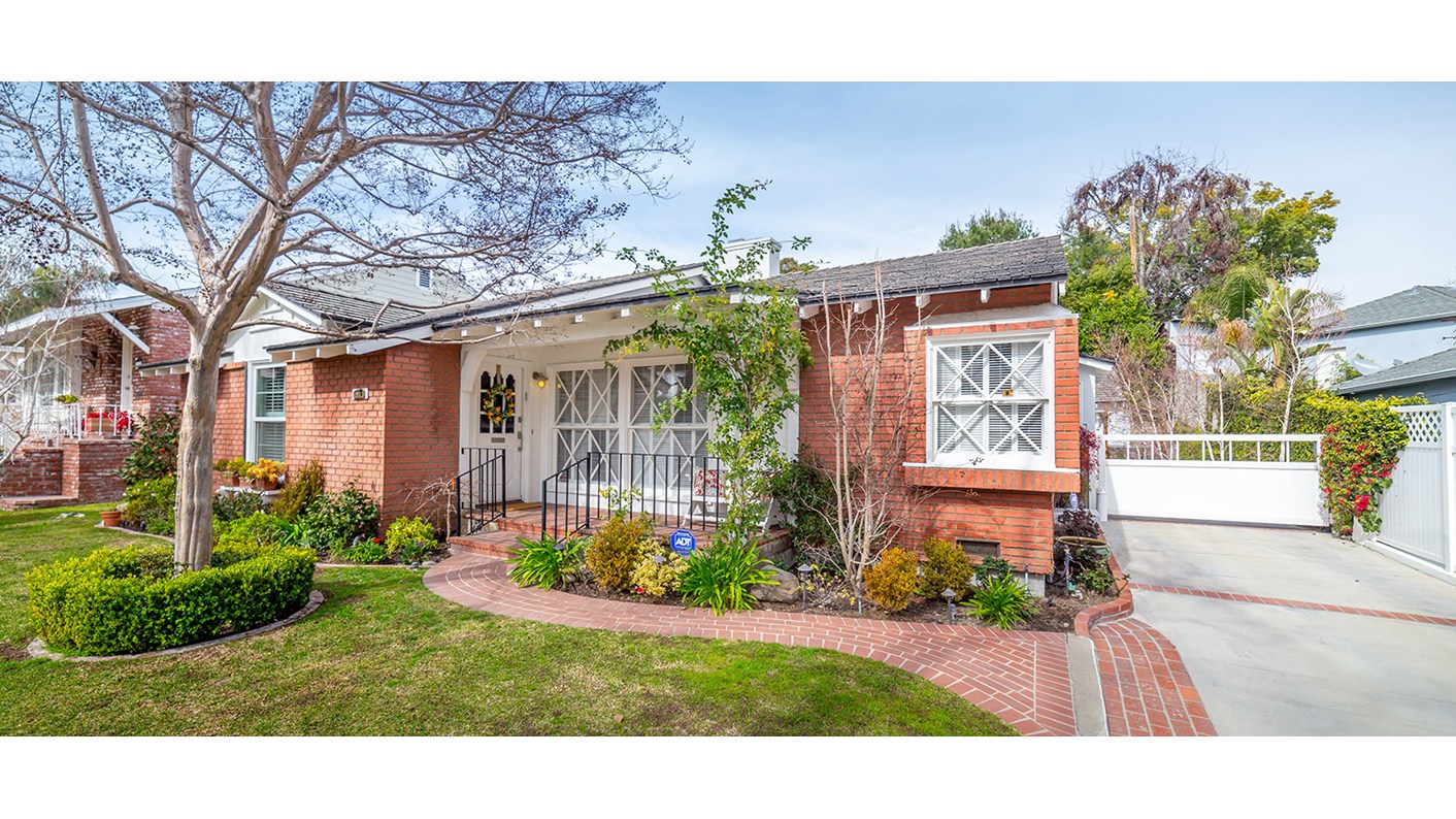 1910 Parkside Avenue, Burbank, CA 91506