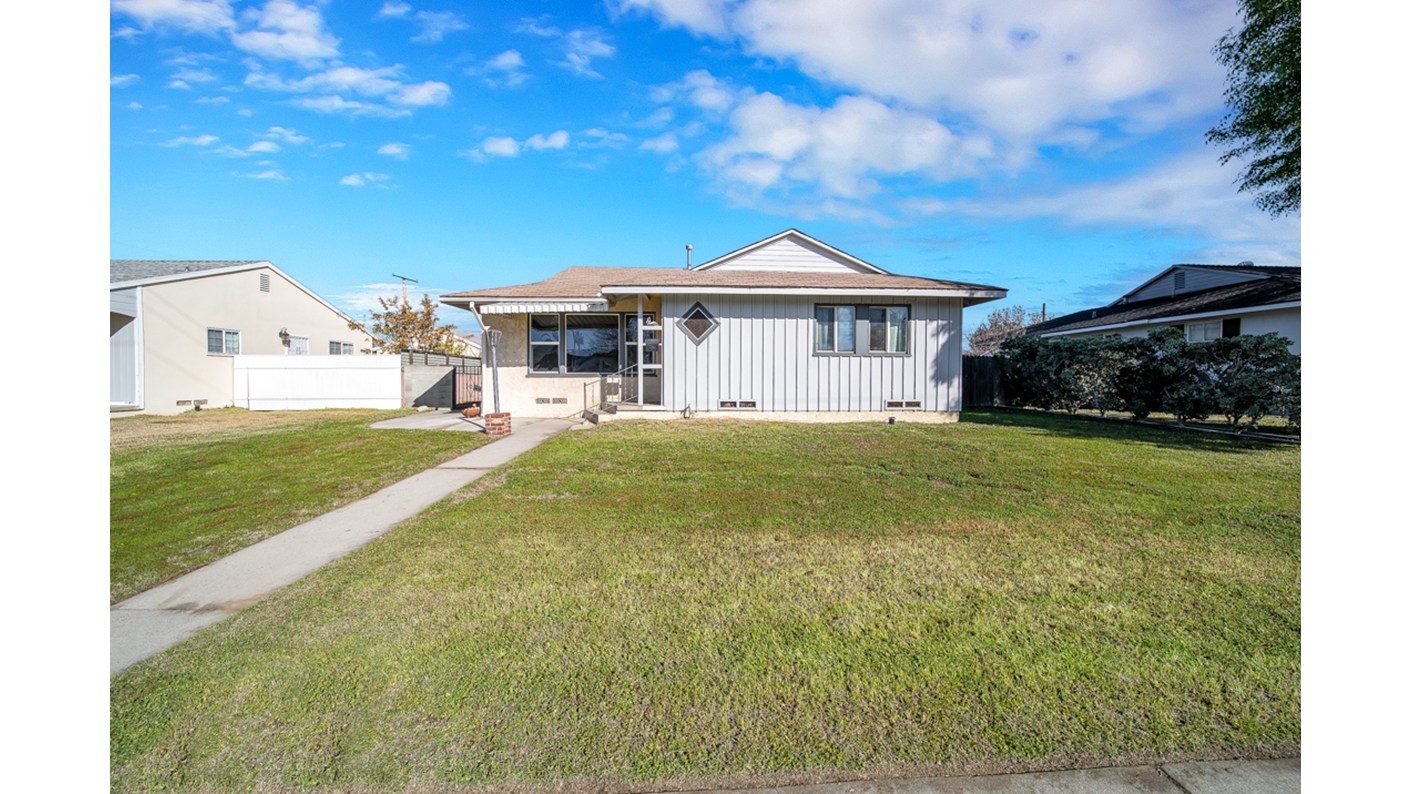 1113 East Puente Avenue, West Covina, CA 91790