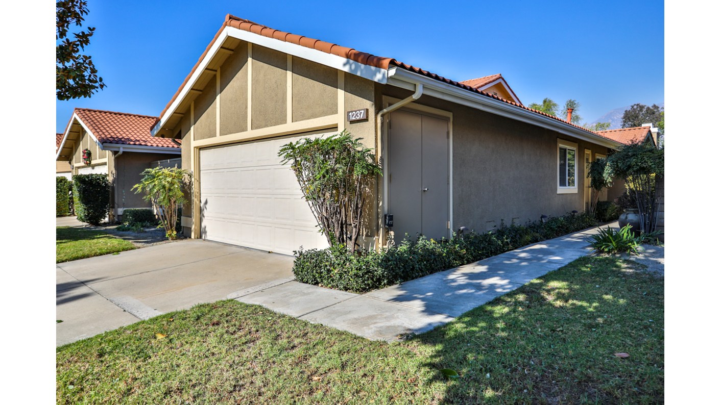 1237 Upland Hills Drive South, Upland, CA 91786