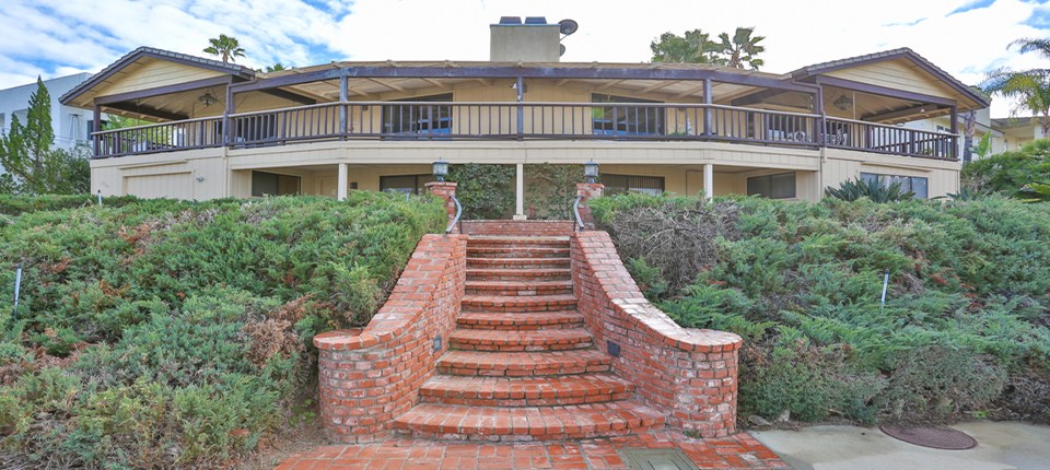 22301 Loch Lomond, Canyon Lake, CA 92587