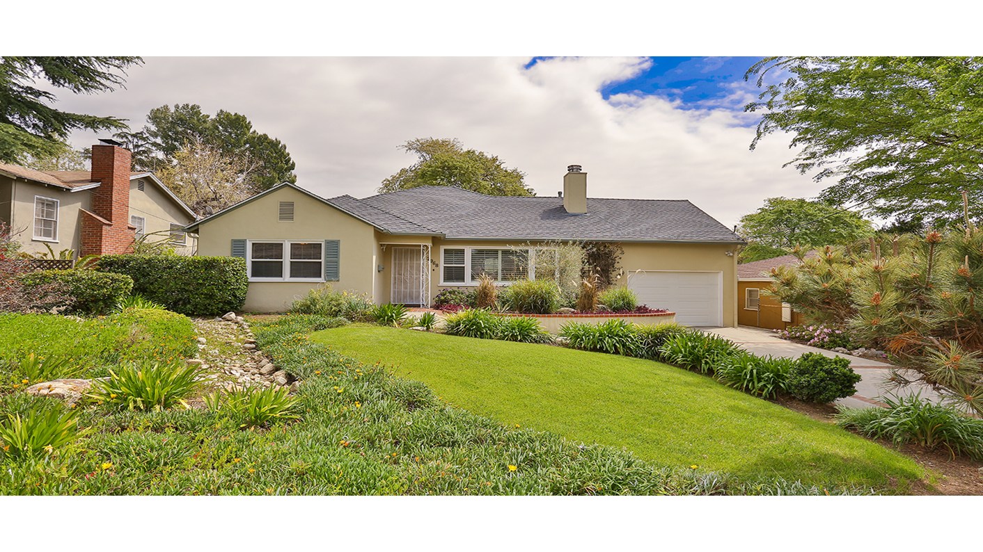 2968 North Raymond Avenue, Altadena, CA 91001