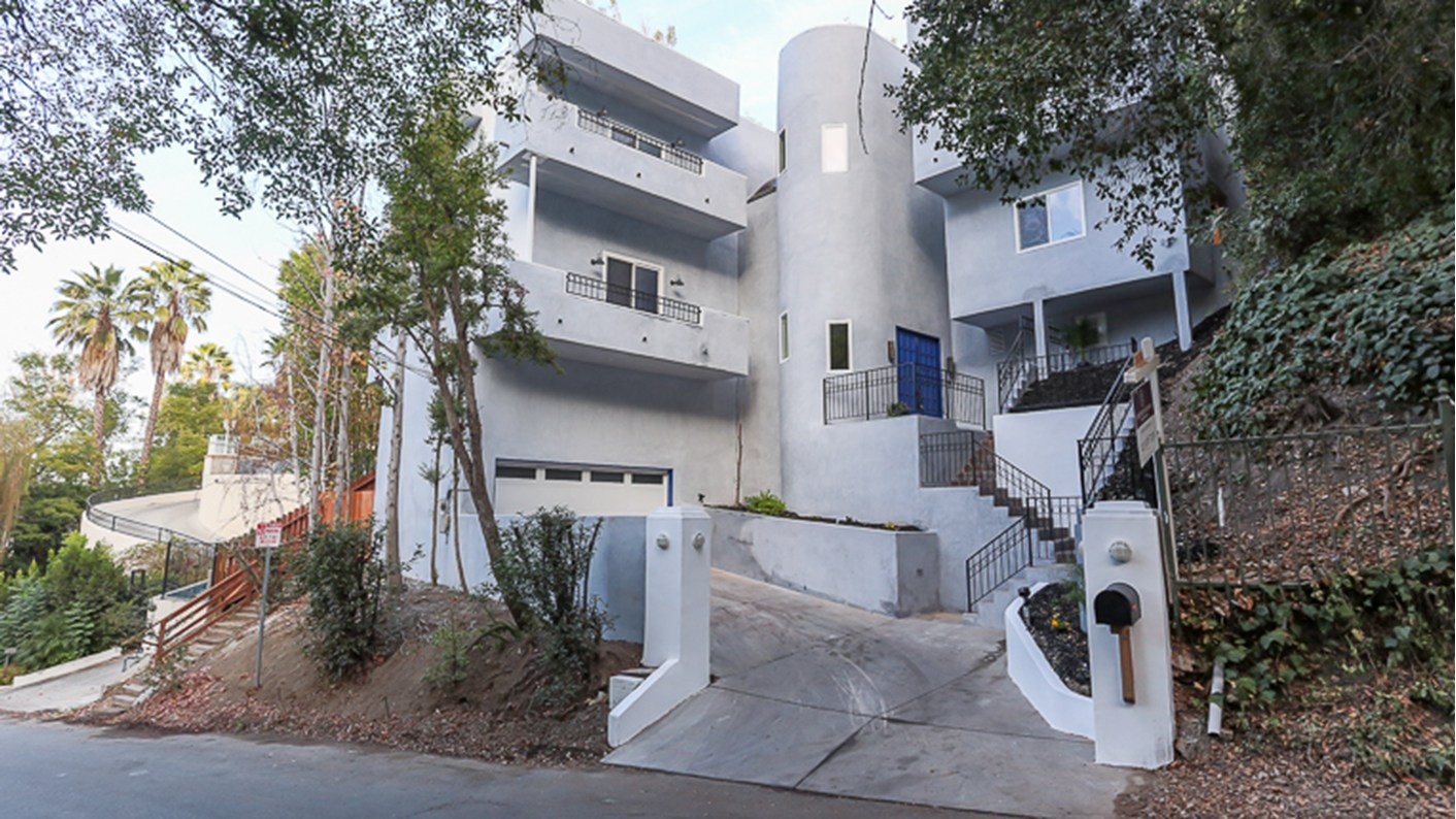 4148 Sunswept Drive, Los Angeles, CA 91604