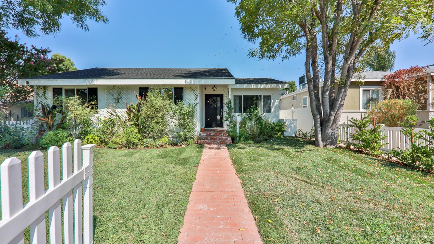 5908 Lindley Avenue, Los Angeles, CA 91316