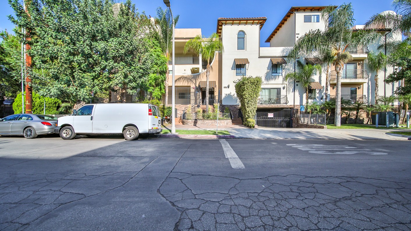 5264 Satsuma Avenue Unit 3, North Hollywood, CA 91601