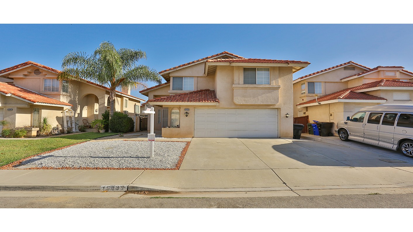 15432 Aveiro Rd, Fontana, CA 92337
