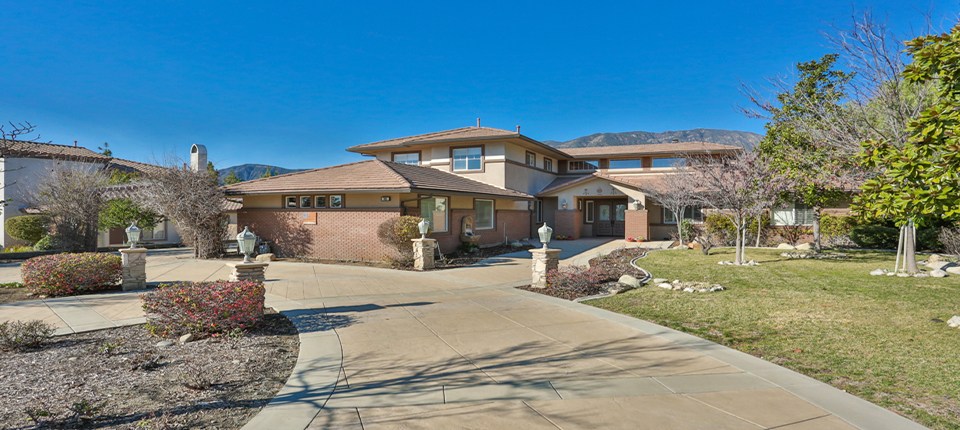 991 Olympic Ct, Claremont, CA 91711