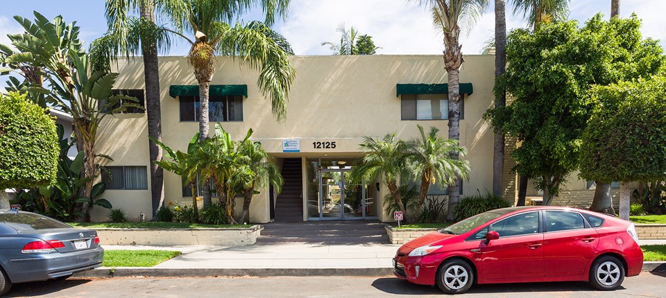 12125 Weddington Street Unit 4, Los Angeles, CA 91607