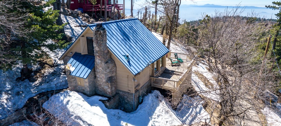 835 Lo Lane, Twin Peaks, CA 92391