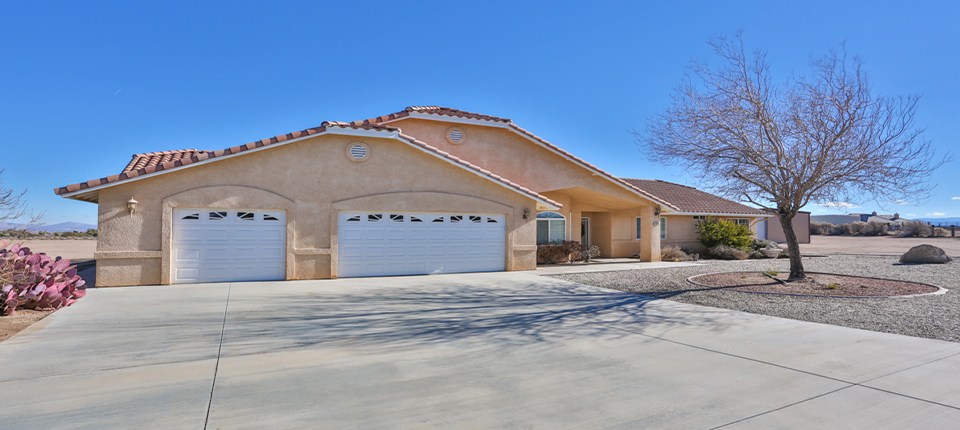 10255 Shasta Road, Phelan, CA 92371