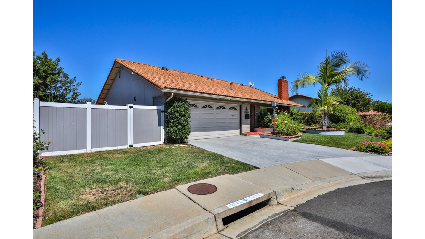 17549 Plaza Otonal, San Diego, CA 92128