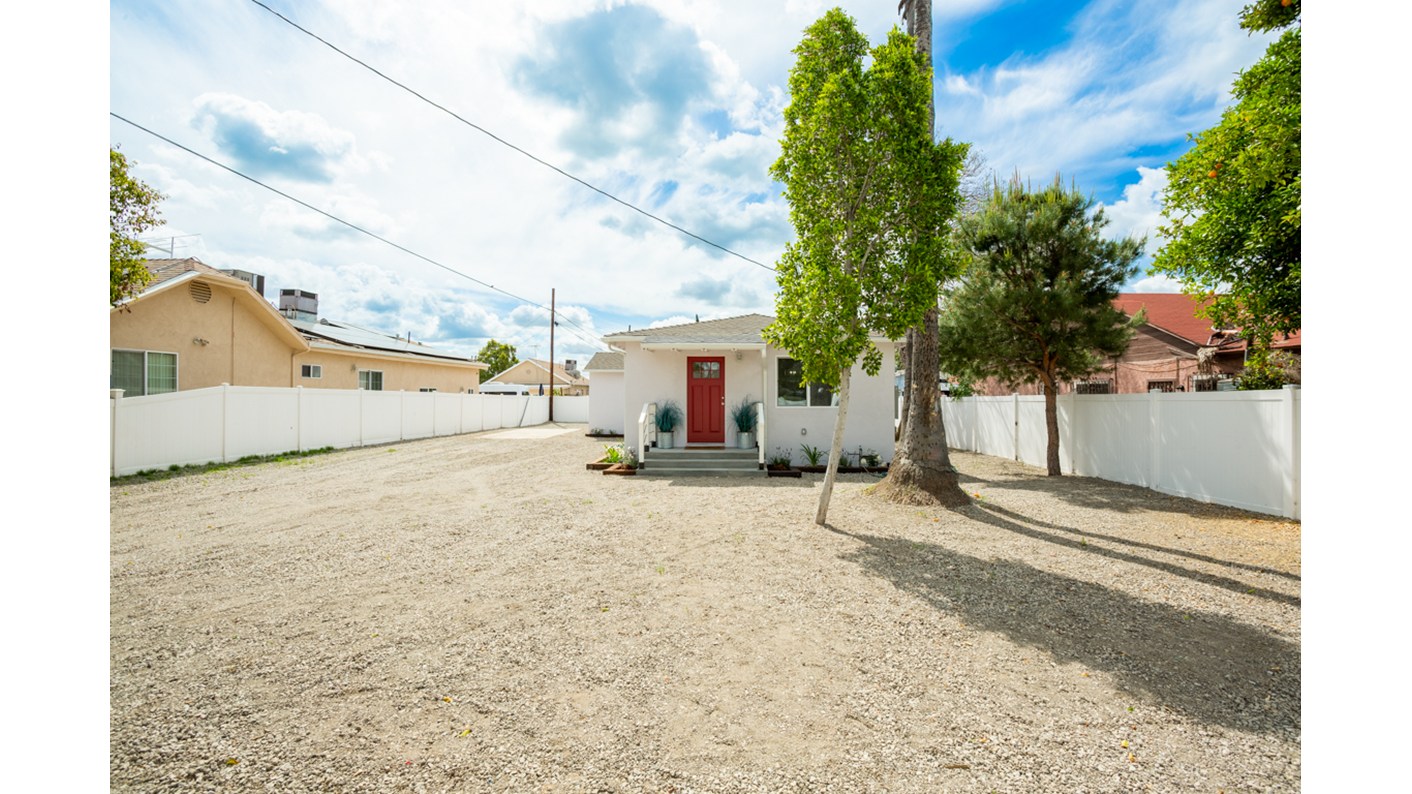 10936 Olinda Street, Sun Valley, CA 91352