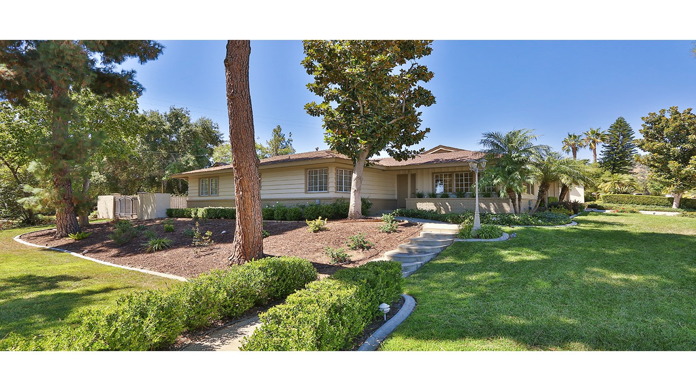 109 North Hacienda Avenue, Glendora, CA 91741
