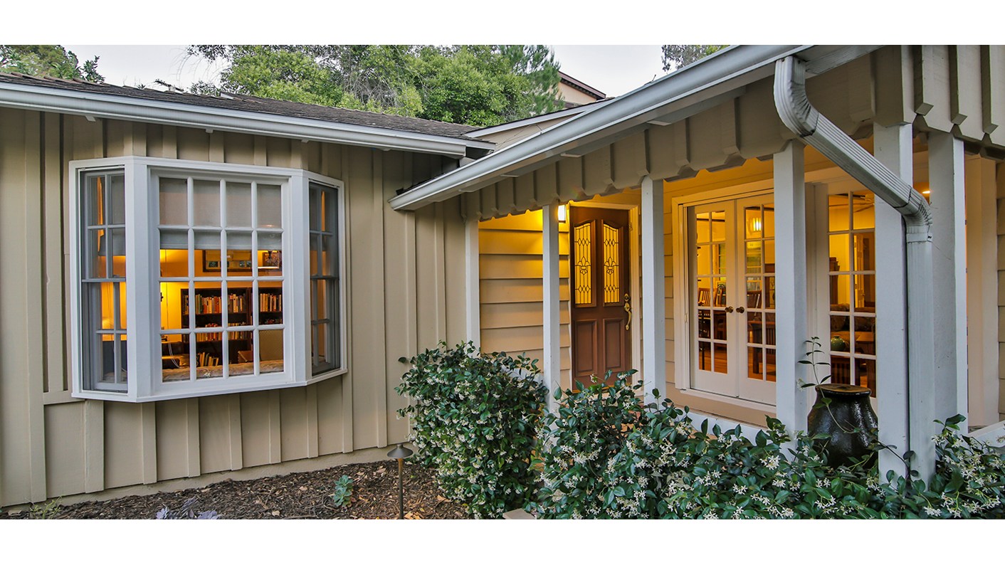 22852 Crespi St, Los Angeles, CA 91364