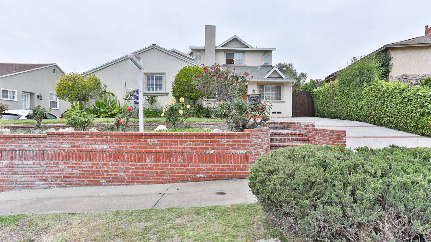 2649 North Lamer Street, Burbank, CA 91504