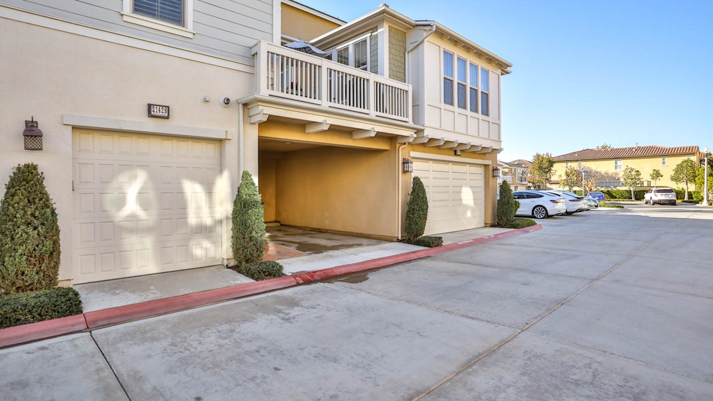 21429 Kate Lane, Huntington Beach, CA 92646