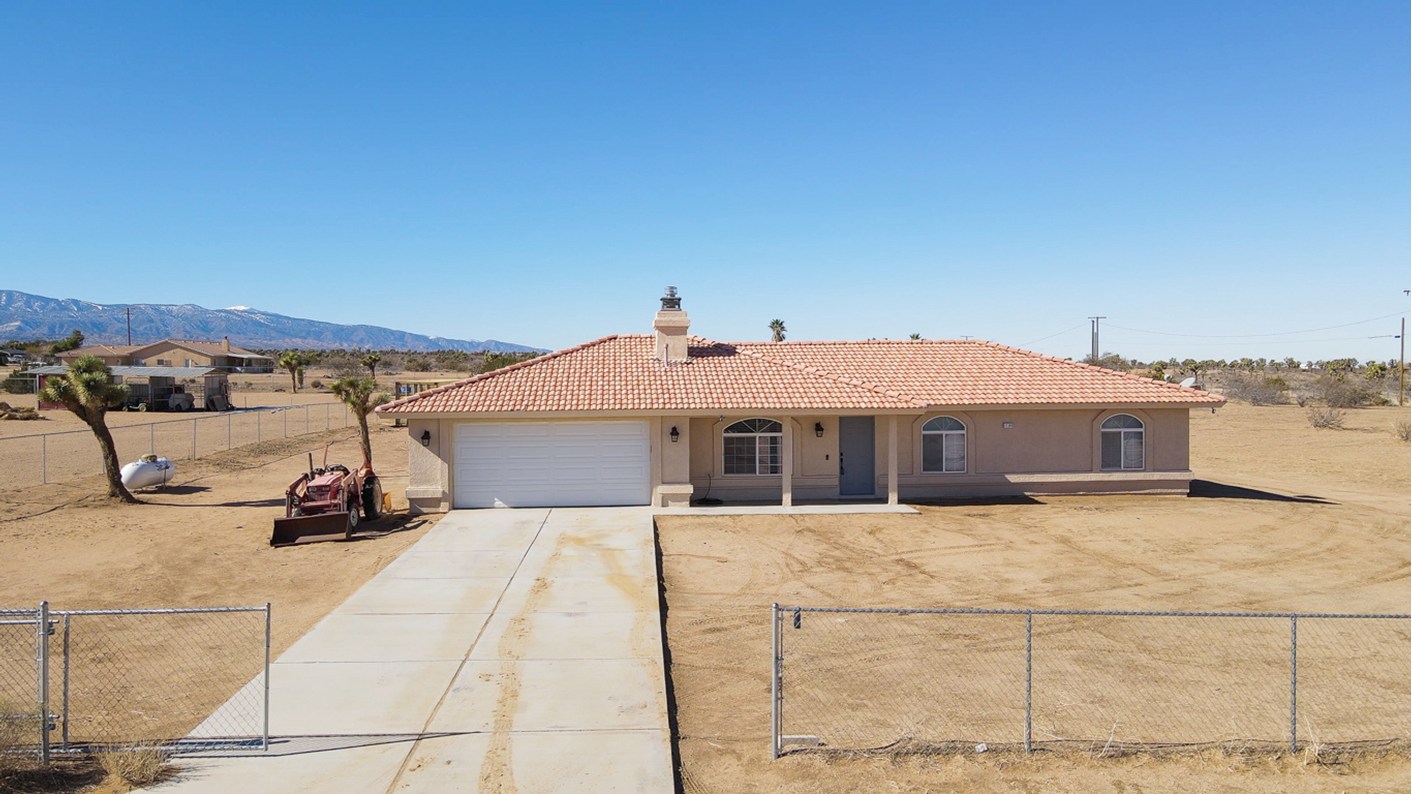 11164 White Road, Victorville, CA 92392
