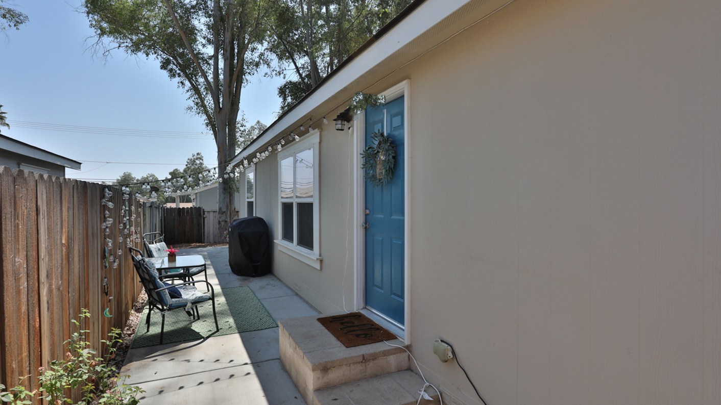 18343 Walnut Avenue, Lake Elsinore, CA 92532