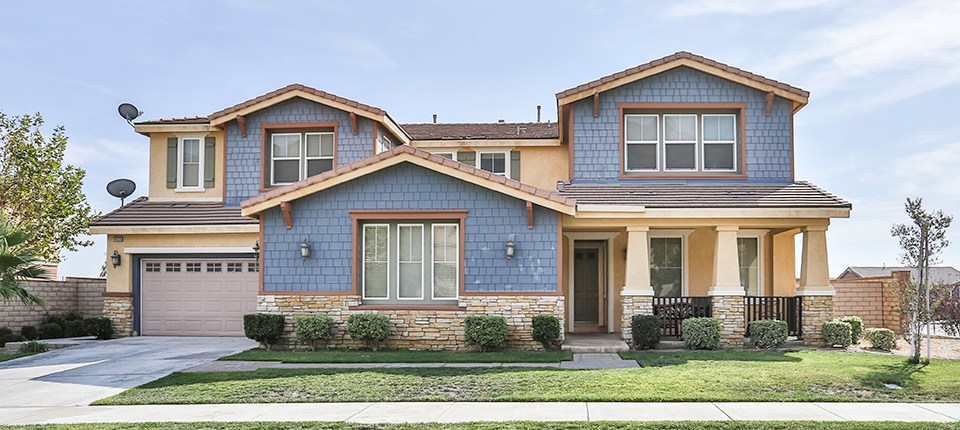 15123 Willow Wood Lane, Fontana, CA 92336