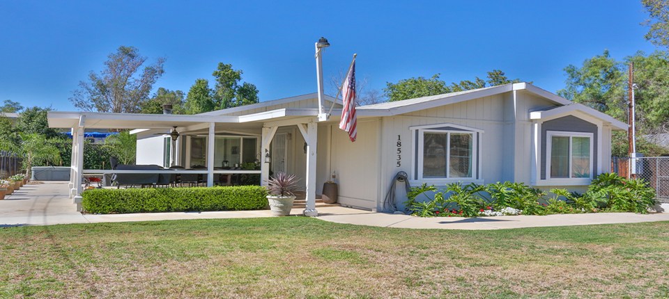 18535 Acacia Ave, Lake Elsinore, CA 92532