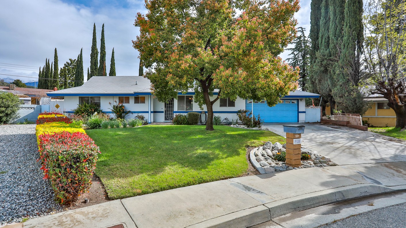 910 Montclair Drive, Banning, CA 92220