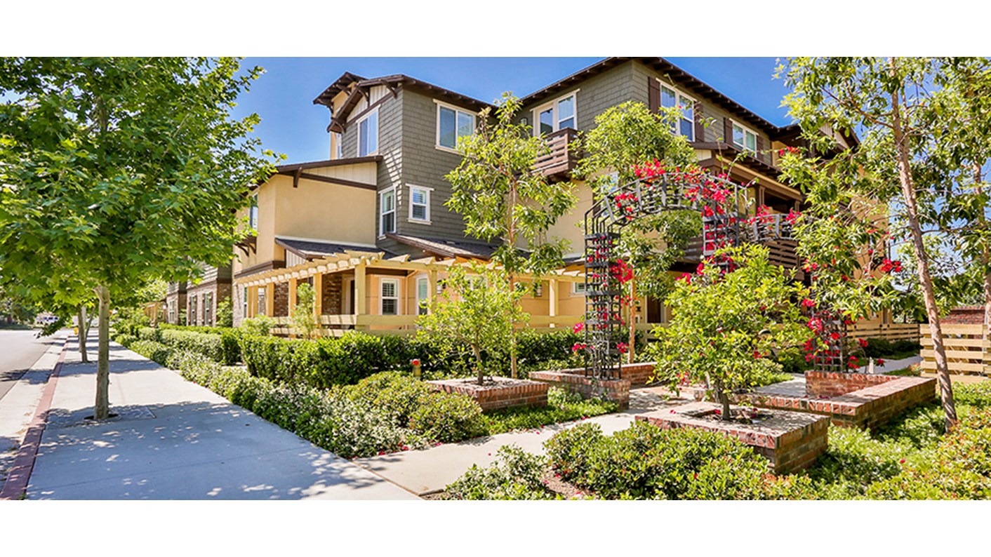 411 S Glendora Ave, Glendora, CA 91741