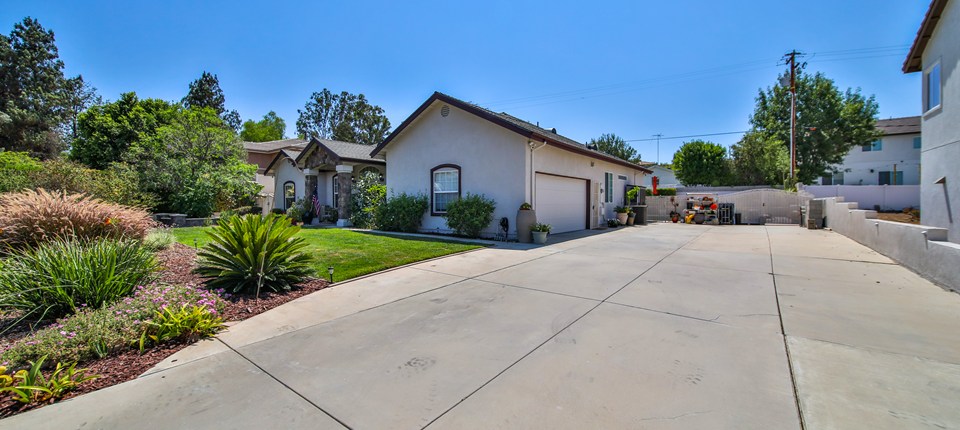 3290 Howe Street, Corona, CA 92881