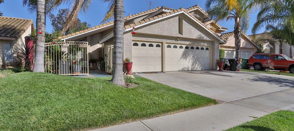 2948 La Vista Avenue, Corona, CA 92879