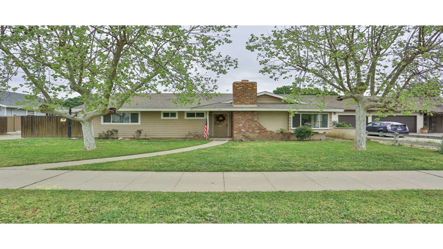821 N Cambridge St., Orange, CA 92867