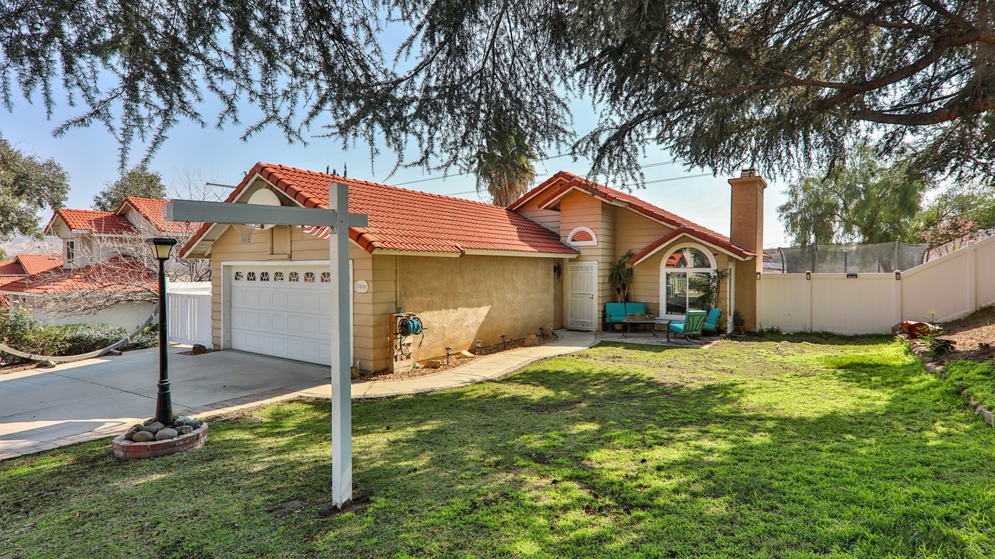 9505 Stone Canyon Road, Corona, CA 92883