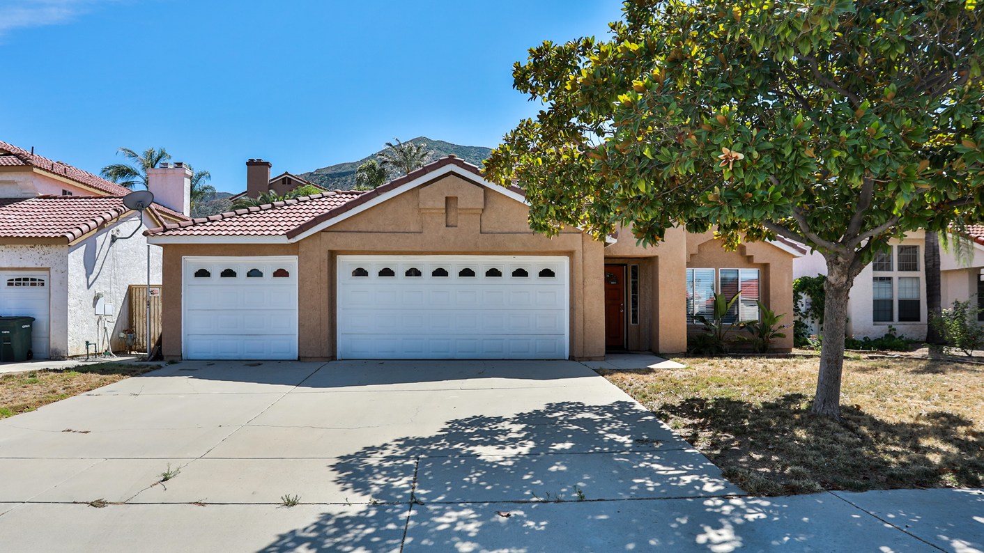 15681 Lake Terrace Drive, Lake Elsinore, CA 92530