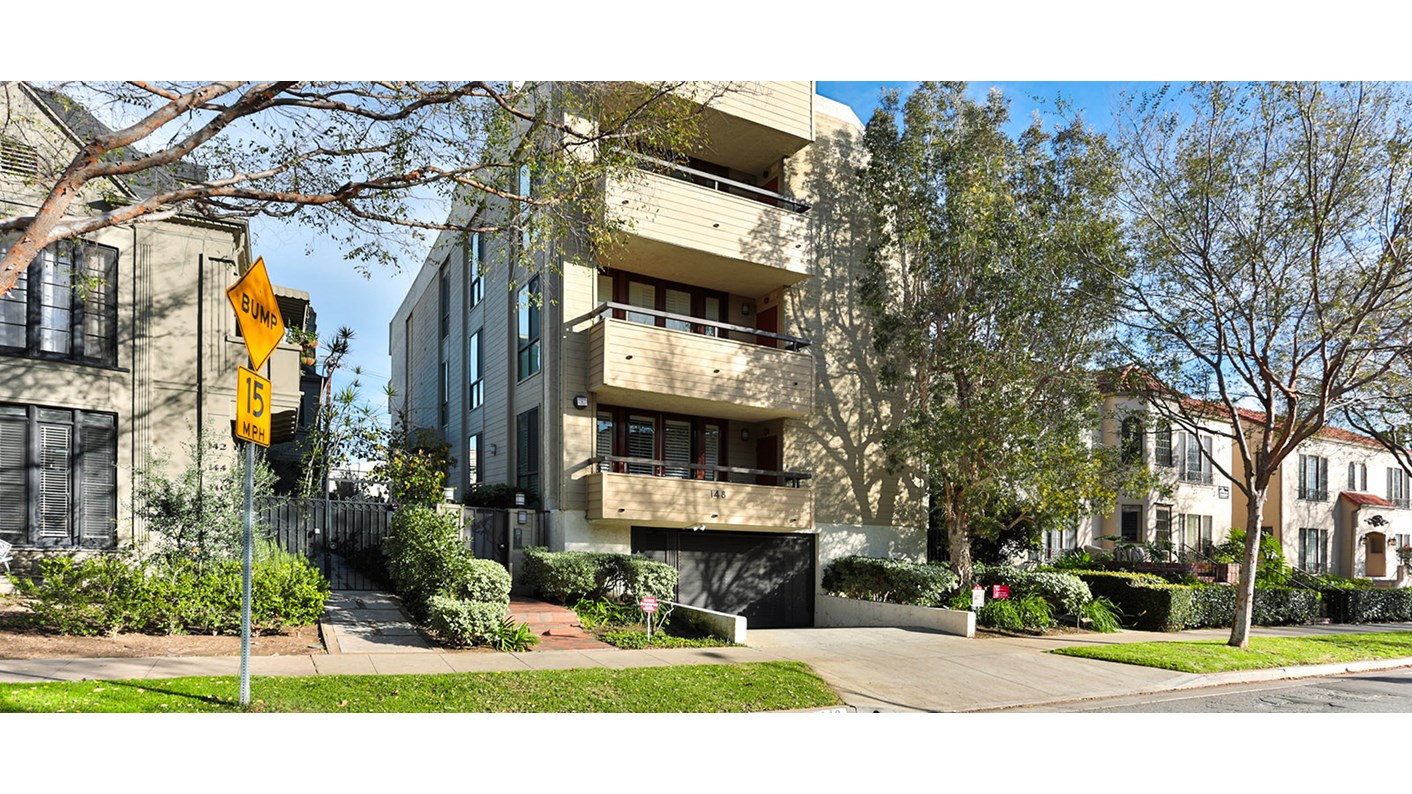 148 South Crescent Drive #2, Beverly Hills, CA 90212